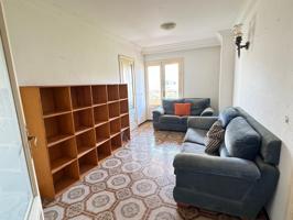 PRIMER PISO + LOCAL EN VENTA photo 0