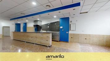 ¡Impecable Local Comercial en Venta! Listo para Empezar Tu Negocio photo 0