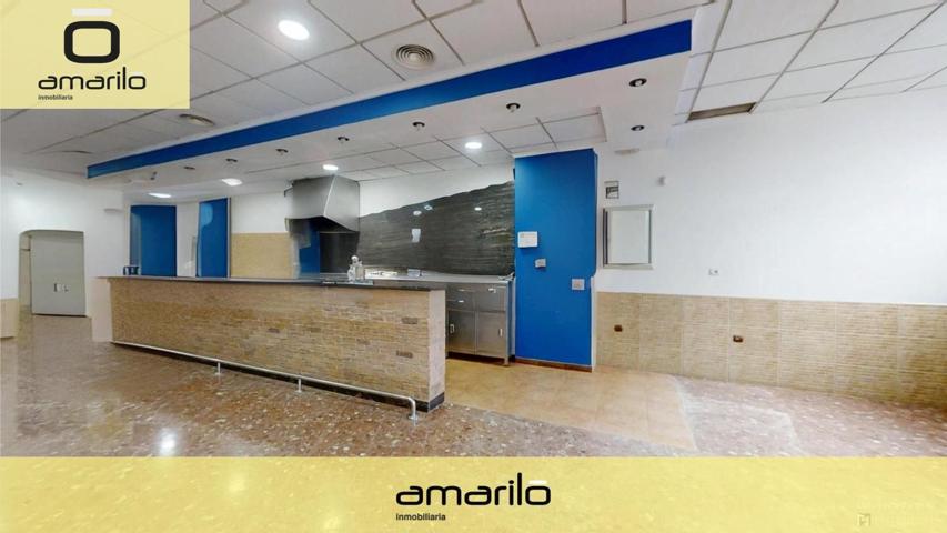 ¡Impecable Local Comercial en Venta! Listo para Empezar Tu Negocio photo 0
