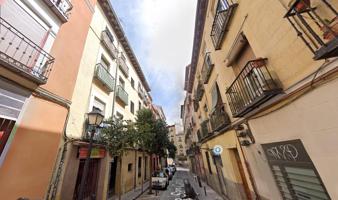 Piso de 2 dormitorios en el centro de Madrid photo 0
