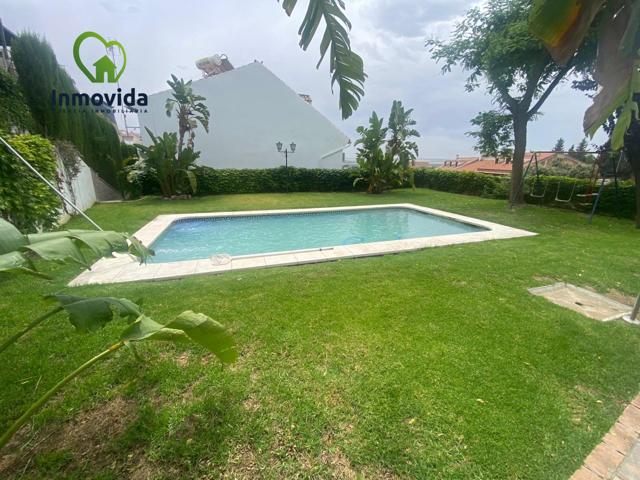 chalet con piscina privada photo 0