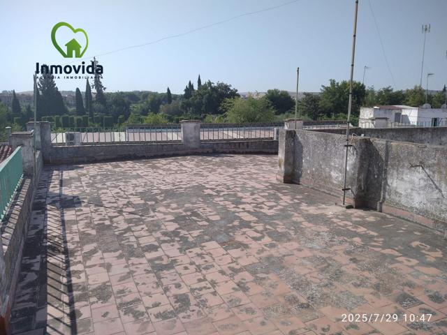 Gran casa zona inmejorable photo 0