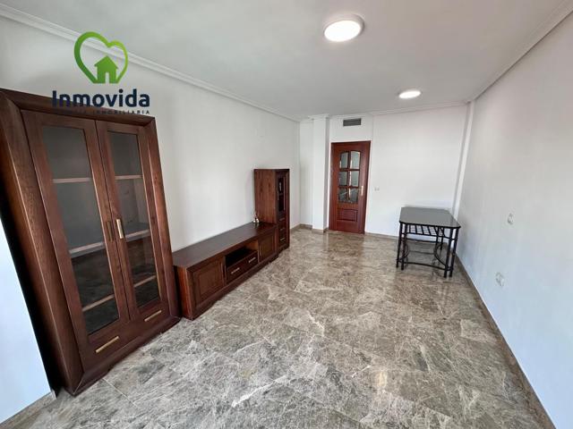Amplio y Moderno Piso Reformado en Levante, Córdoba photo 0