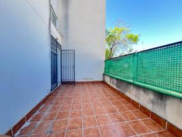 'Vive en Pulianillas: Piso moderno con 2 habitaciones, terraza y trastero, ¡no dejes pasar esta opor photo 0