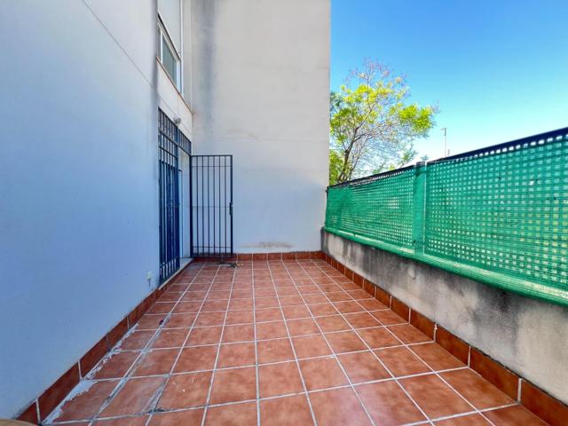 'Vive en Pulianillas: Piso moderno con 2 habitaciones, terraza y trastero, ¡no dejes pasar esta opor photo 0