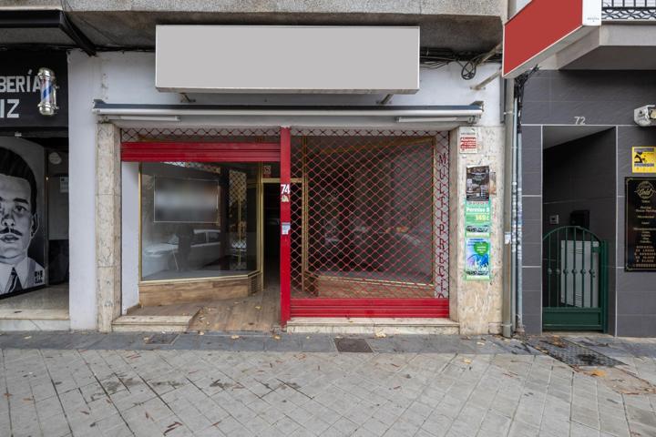 Oficina En venta en Zaidín, Granada photo 0