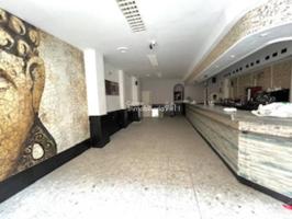 Castro Inmobiliaria comercializa en alquiler Local comercial Juan Ruiz de Luna junto a Avenida Pío XII próximo a los Jar photo 0