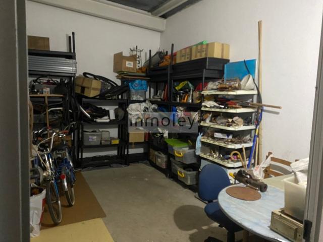 Almacén En venta en Vitoria - Gasteiz photo 0