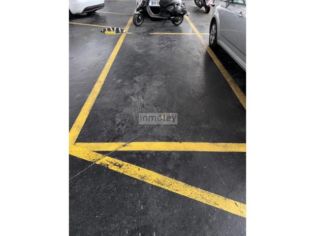 Parking En venta en Vitoria - Gasteiz photo 0