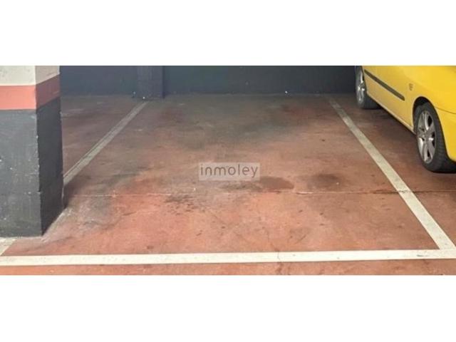 Parking En venta en Vitoria - Gasteiz photo 0