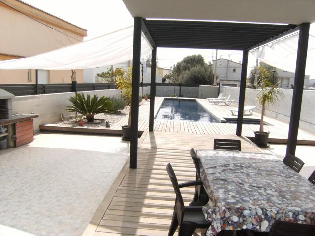 MODERNA VILLA -  SOLO DISPONIBLE DEL 1 DE OCTUBRE AL 15 DE JUNIO photo 0
