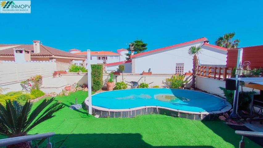 ADOSADO EN URBANIZACION CON GARAJE Y PISCINA PRIVADA! MUY LUMINOSO! photo 0