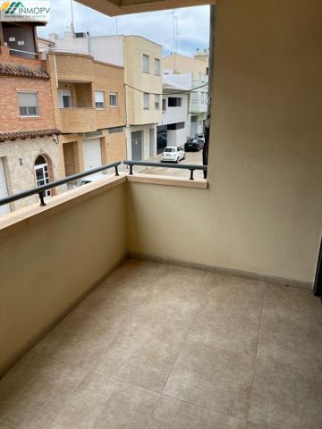 SE VENDE PISO DE 2 DORMITORIOS EN BENICARLO ZONA PARADOR photo 0