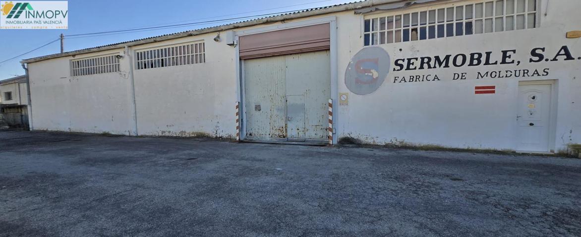 EN VENTA NAVE EN LA N340 EN ZONA DE SUPERMERCADOS! ENTRADA DIRECTA DESDE LA NACIONAL! photo 0