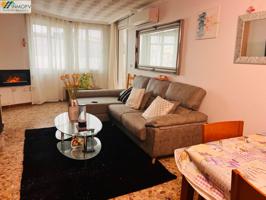 SE VENDE PISO DE 4 DORMITORIOS EN LA CALLE PILAR! PLAZA DE APARCAMIENTO INCLUIDA! photo 0