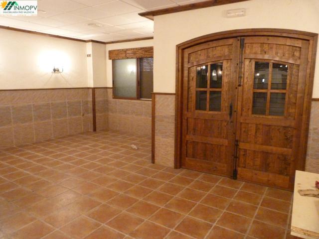 OPORTUNIDAD UNICA LOCAL EN VENTA EN VINAROS ! photo 0