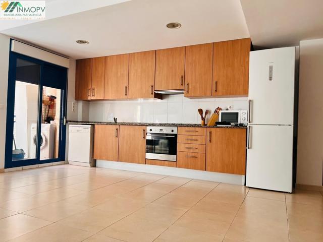 SE VENDE PISO DE 3 DORMITORIOS, PK Y TRASTERO! CENTRO DE VINARÒS! photo 0