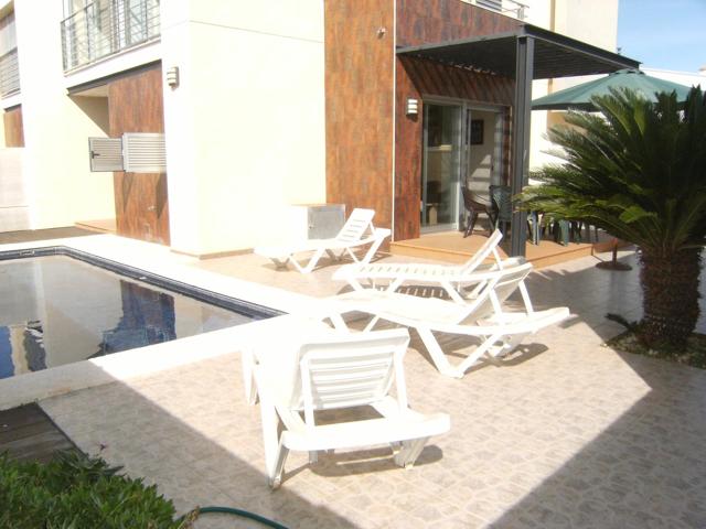 ALQUILER TEMPORAL CHALET 3 HABITACIONES photo 0
