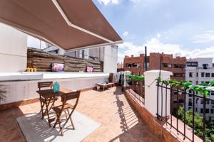 ¿TE IMAGINAS DISFRUTAR DESDE TU TERRAZA DEL PASO DE LAS ESTACIONES Y DEL INCOMPARABLE CIELO DE MADRID? … TU NUEVO HOGAR EN UNA DE LAS ZONAS MAS COTIZADAS DE MADRID. photo 0