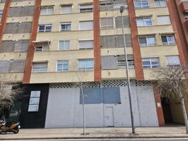 Increible local comercial en Calle Teulada photo 0