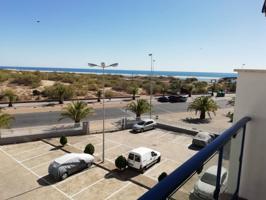 Vivienda en primera línea de playa! photo 0