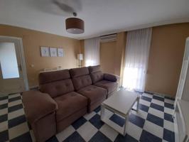 !Piso en muy buena zona y buen precio! photo 0