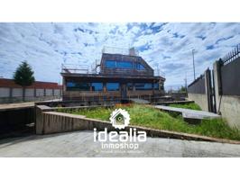Chalet unifamiliar en venta en La Montaña-Cortijo de San Isidro(28300) photo 0