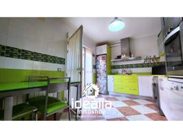 Chalet adosado en venta en Yepes photo 0
