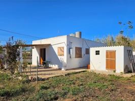 Casa En venta en Santa Eulària Des Riu photo 0