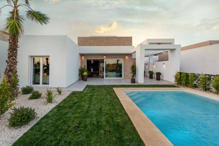 Villa de Lujo en una planta photo 0
