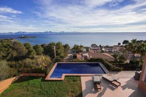 Espectacular villa con vistas al mar en Alcudia Alcanada photo 0