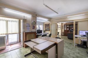 Magnífico piso de 200 m² ubicado junto a Plaza Trinidad ideal para vivir o para invertir. photo 0