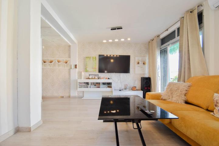 Piso luminoso en el Zaidín con excelente ubicación – ¡Para entrar a vivir! photo 0