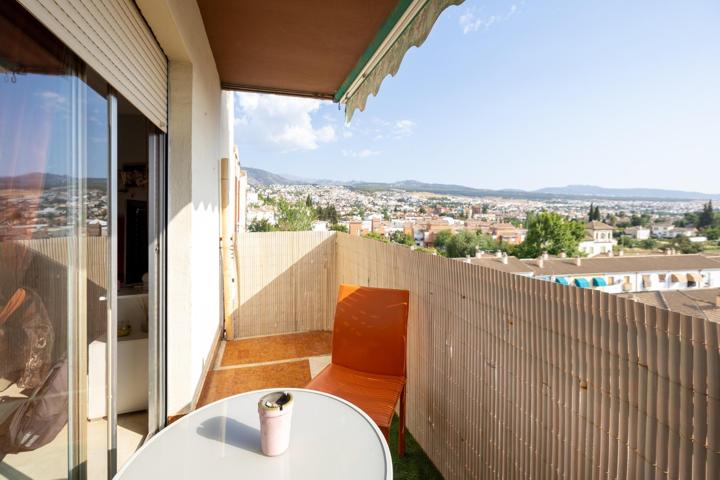 🏠 ¡OPORTUNIDAD EN HUÉTOR VEGA! Piso con vistas espectaculares a Granada photo 0