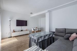 ¡Tu casa ideal te espera en Los Ogíjares! Tranquilidad, vistas y espacio para toda la familia photo 0