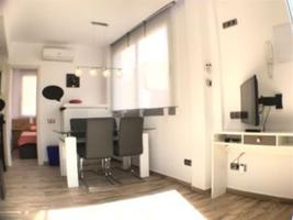 Edificio con Licencias Turísticas – Ideal para Co-living o Alquiler por Temporadas en el Raval photo 0