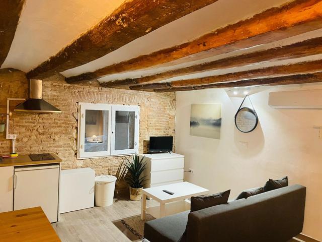 6 ESTUDIOS EN VENTA EN BARCELONA photo 0