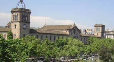 PISO EN VENTA PARA REHABILITAR EN EL CENTRO DE BARCELONA photo 0
