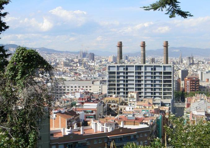 PISO CON TERRAZA EN RENTABILIDAD - BARCELONA photo 0