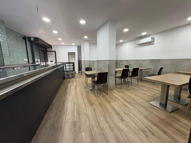 Bar en Venta en Pleno Funcionamiento - Sant Adrià del Besòs photo 0