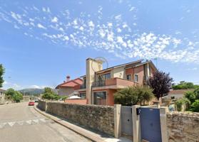 Magnífico Adosado en Goian-Tomiño: ¡Tu Casa Ideal te Espera! photo 0