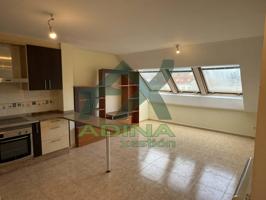 SE VENDE ÁTICO DE 2 HABITACIONES photo 0
