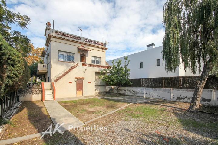 CASA EN VENTA EN CASTELLDEFELS PLAYA - BAIXADOR photo 0