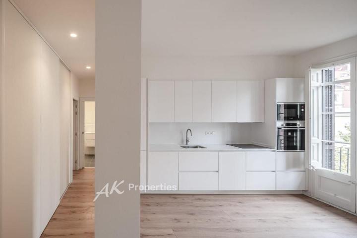 PISO REFORMADO EN CALLE D&#x27;ARAGO photo 0