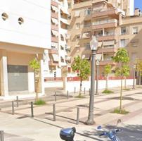 ¡Oportunidad única en Elche! 6 plazas de garaje con muy buena ubicación photo 0