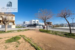 Terreno Urbano de 210 m² en Calle Ebro, Churriana de la Vega photo 0