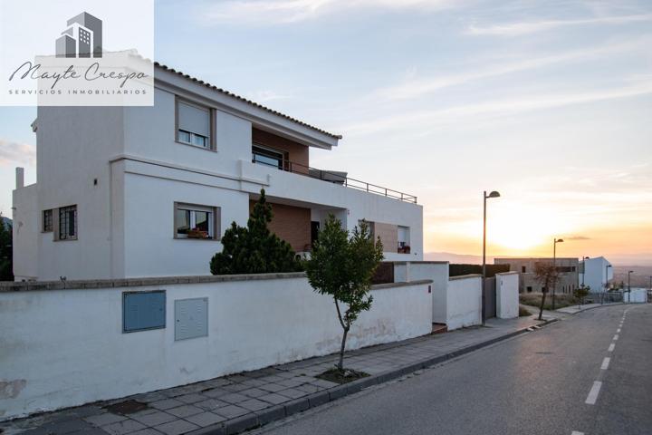 ¡Bienvenido al hogar de tus sueños en los altos de La Zubia! photo 0