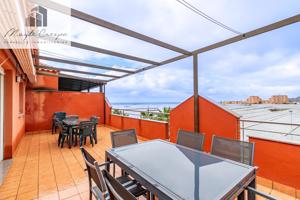 Precioso ático con gran terraza en Calahonda. photo 0
