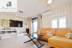 Piso luminoso en el Zaidín con excelente ubicación – ¡Para entrar a vivir! photo 0