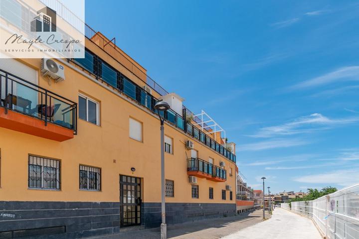 Precioso ático dúplex en Churriana de la Vega photo 0